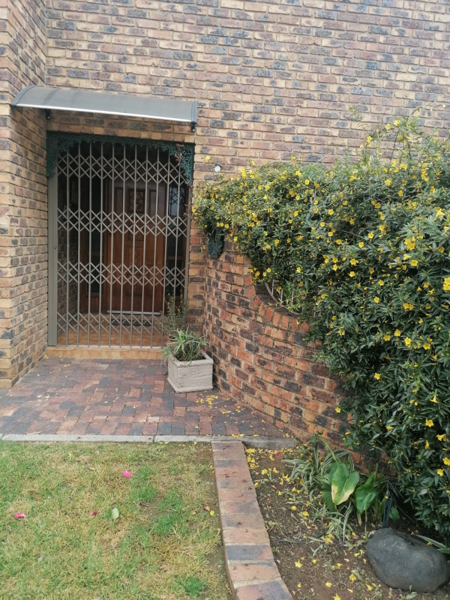 3 Bedroom Property for Sale in Abrahamsrust Free State